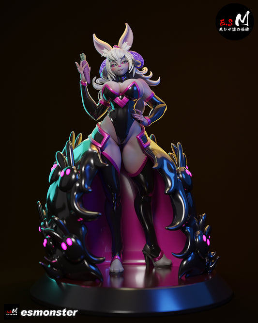 Bunny Queen Empress Celestine Fantasy Unpainted Resin Garage Model Kit (1/6-1/12